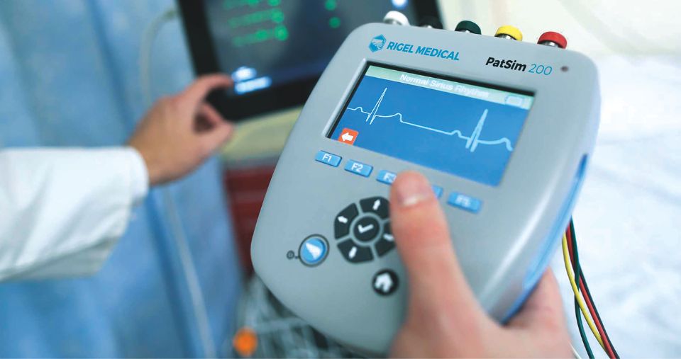 Simulador de signos vitales Rigel PatSim 200, portátil y fácil de usar